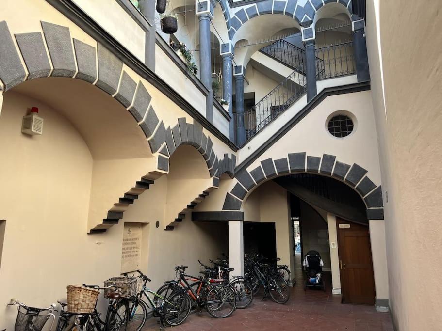 Wunderschones Herrenzimmer/Loft In Der Innenstadt Augsburg Kültér fotó
